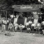 1956 Audience watching gymkhana Lambretta in Pinerolo